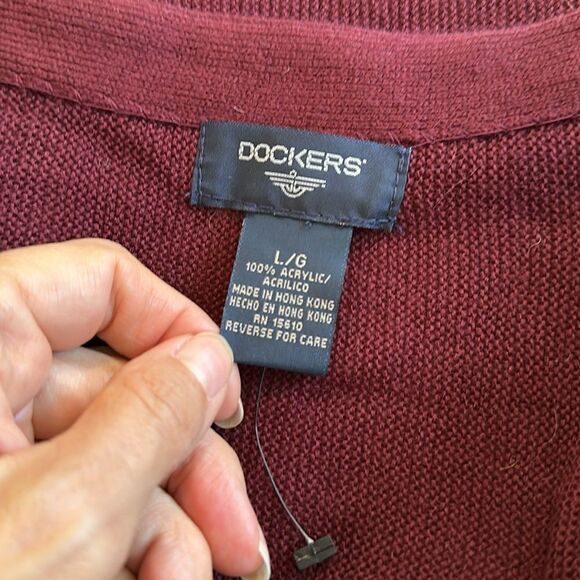 NWOT Dockers maroon/burgundy acrylic cardigan sweater - Picture 7 of 8